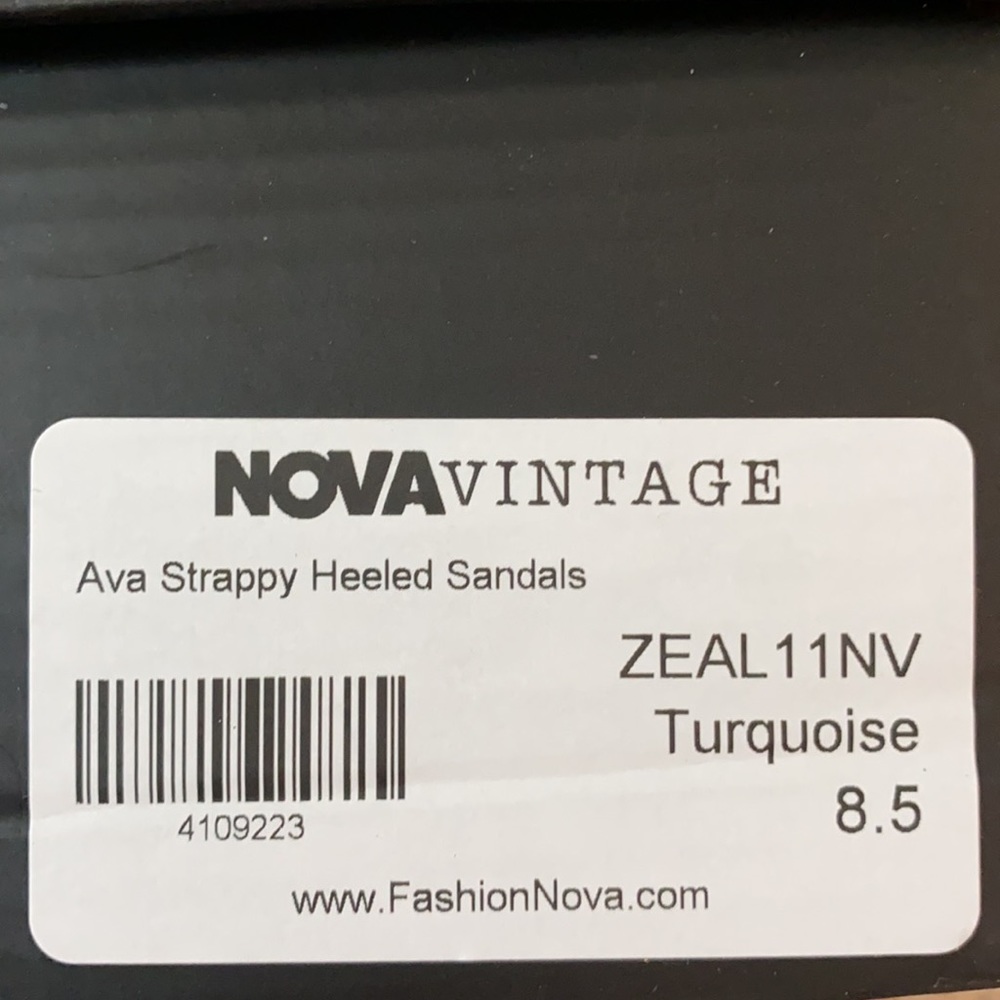 Ava Strappy Heeled Sandals MINOR DAMAGE - Picture 4 of 4